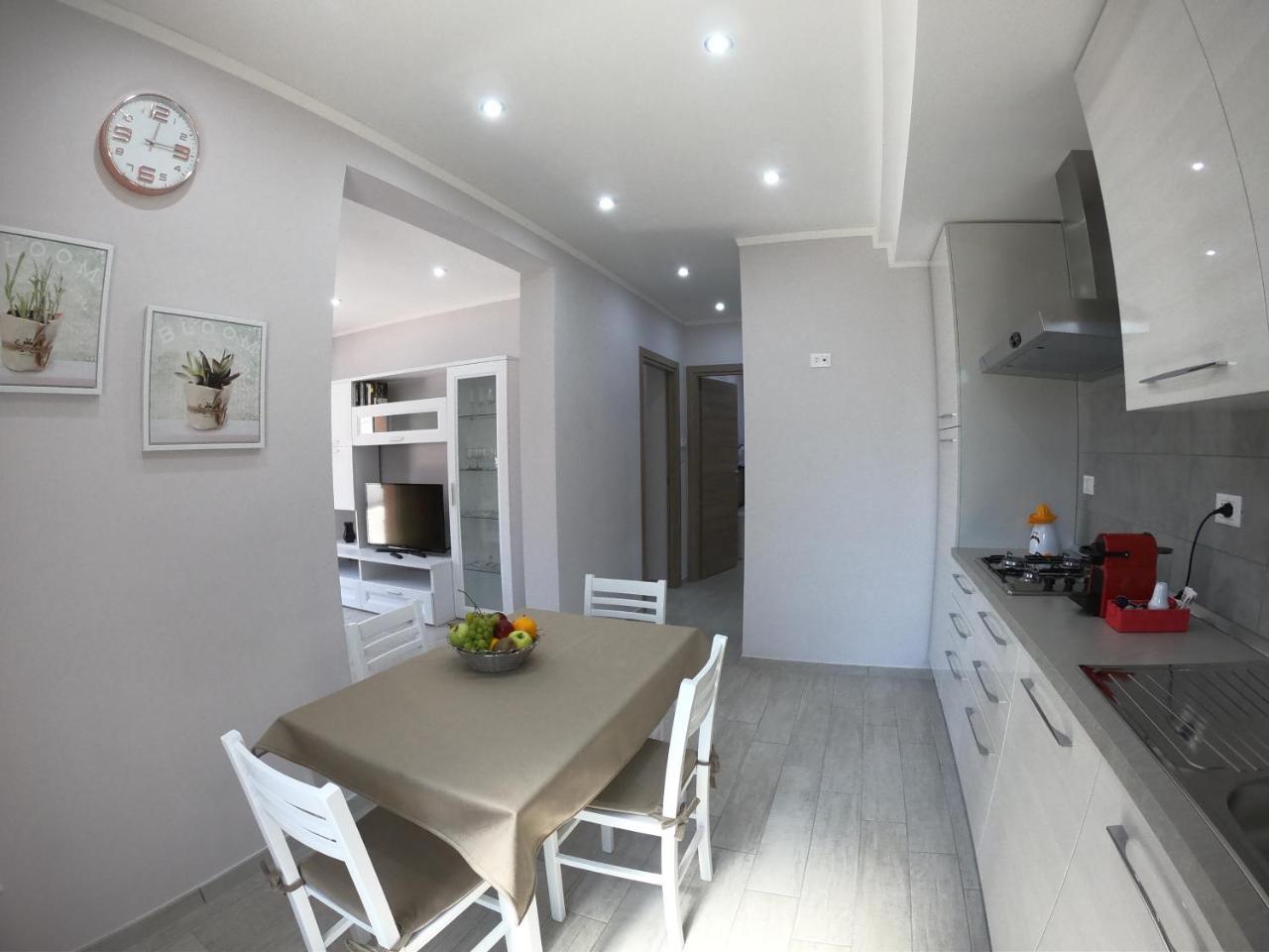 La Casetta Magliano De Marsi Holiday home